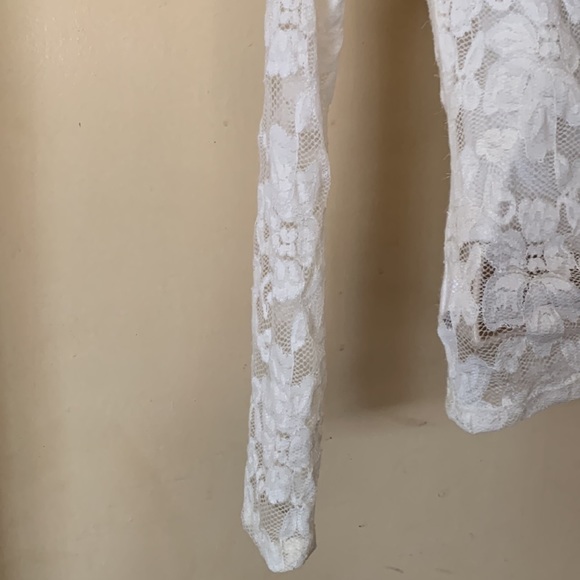 Cream lace long sleeve top size S - Picture 6 of 8